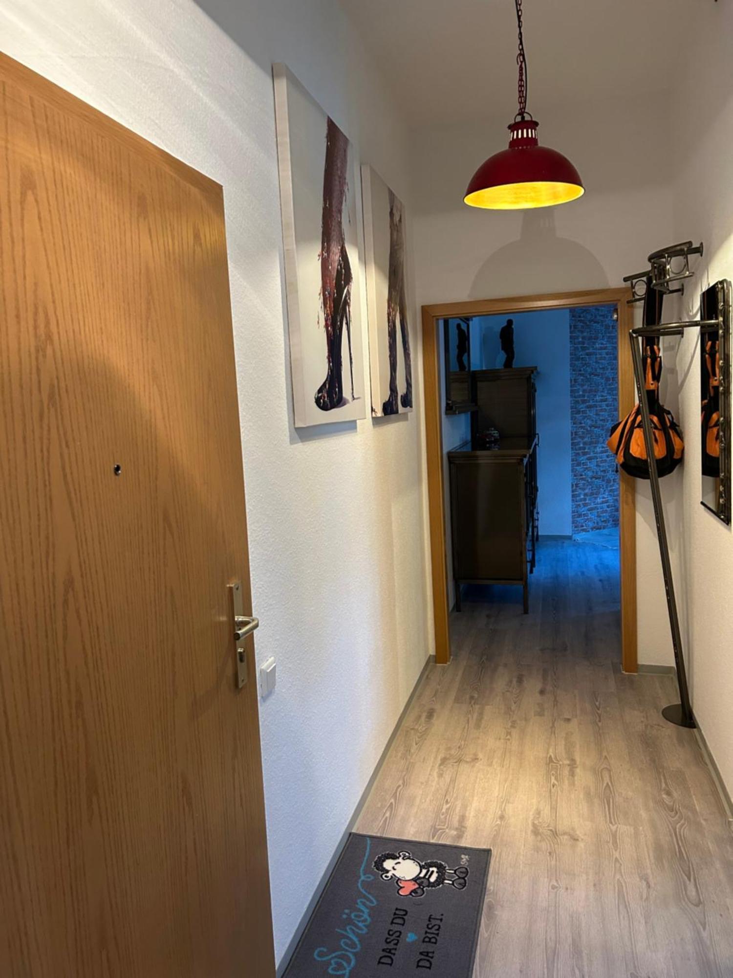 Ruhige Wohnung Im Fabrikstil In Chemnitz Exteriör bild